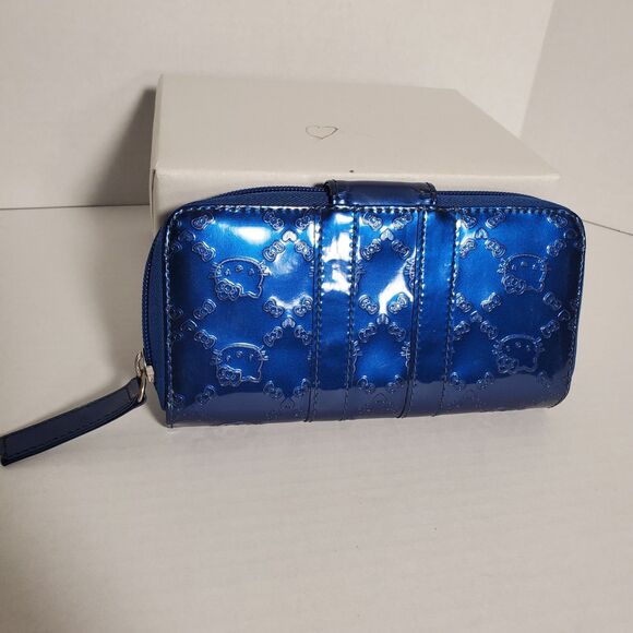 Hello Kitty 2011 Embossed Blue Wallet Clutch Purse –Metallic Patent Faux Leather - Picture 5 of 16
